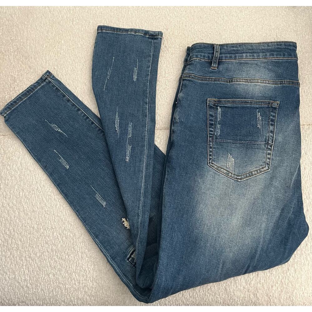 AMIRI Denim Jeans Sz 40 Distressed Ripped Repair Patched - Picture 6 of 10
